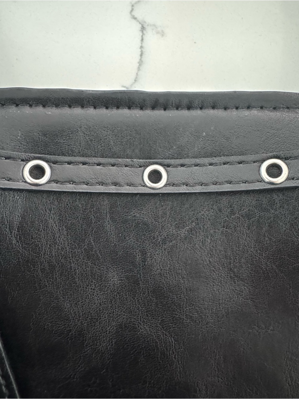 NWT House of Harlow 1960 Black Faux Leather Barrel Shoulder Bag Y2K - Picture 4 of 11